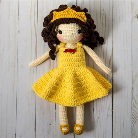 A different seasonal take on a topsy dolly. . Free crochet princess doll patterns